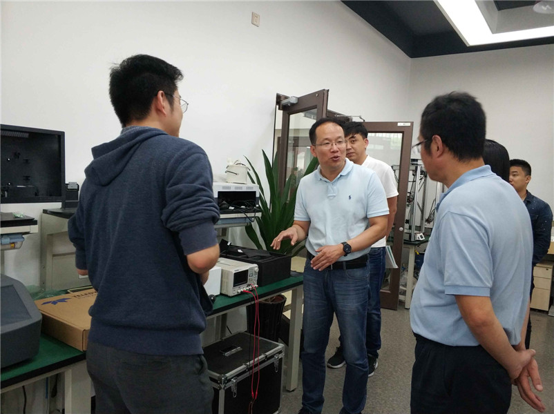 辽宁省分析科学研究院王院长一行来我单位调研2_副本.jpg