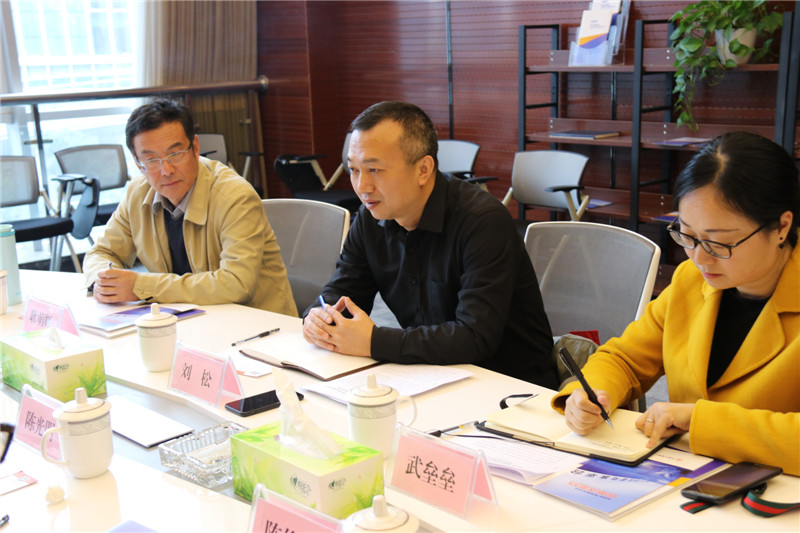 中心陪同基础处调研军民融合大仪平台_副本.jpg